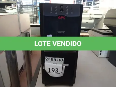 LOTE 193 - 01 NOBREAK MARCA APC MOD: SMART-UPS 3.000VA (NO ESTADO) ATENÇÃO! FAZER A VISITAÇÃO ANTES DE ARREMATAR, NÃO SABEMOS SE FUNCIONA. LEILÃO NÃO TEM GARANTIA E NEM DEVOLUÇÃO, SUJEITO A POSSÍVEIS AVARIAS VISÍVEIS/OCULTAS E/OU AUSÊNCIA DE COMPONENTES.