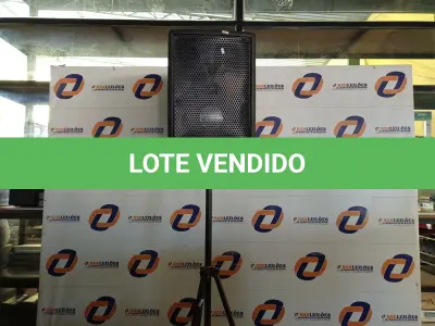 LOTE 263 - 01 CAIXA DE SOM MARCA SELENIUM PASSIVA COM TRIPE (NO ESTADO) ATENÇÃO! FAZER A VISITAÇÃO ANTES DE ARREMATAR, NÃO SABEMOS SE FUNCIONA. LEILÃO NÃO TEM GARANTIA E NEM DEVOLUÇÃO, SUJEITO A POSSÍVEIS AVARIAS VISÍVEIS/OCULTAS E/OU AUSÊNCIA DE COMPONENTES.