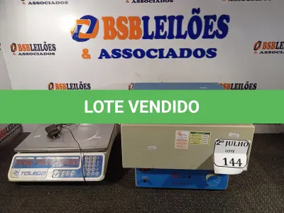 LOTE 144 - 01 CENTRIFUGA E 01 BALANÇA TOLEDO 40KG (NO ESTADO) ATENÇÃO! FAZER A VISITAÇÃO ANTES DE ARREMATAR, NÃO SABEMOS SE FUNCIONA. LEILÃO NÃO TEM GARANTIA E NEM DEVOLUÇÃO, SUJEITO A POSSÍVEIS AVARIAS VISÍVEIS/OCULTAS E/OU AUSÊNCIA DE COMPONENTES.