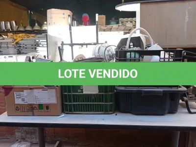 LOTE 417 - 01 LOTE COM MATERIAIS DIVERSOS (NO ESTADO) ATENÇÃO! FAZER A VISITAÇÃO ANTES DE ARREMATAR, NÃO SABEMOS SE FUNCIONA. LEILÃO NÃO TEM GARANTIA E NEM DEVOLUÇÃO, SUJEITO A POSSÍVEIS AVARIAS VISÍVEIS/OCULTAS E/OU AUSÊNCIA DE COMPONENTES.