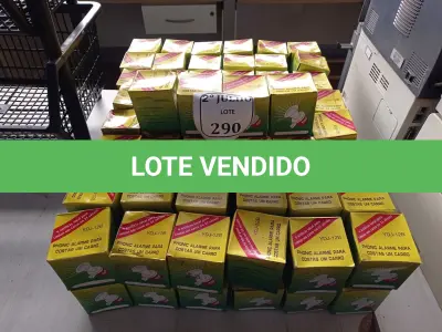 LOTE 290 - LOTE COM VÁRIAS SIRENES DE RÉ PARA CARRO (NO ESTADO) ATENÇÃO! FAZER A VISITAÇÃO ANTES DE ARREMATAR, NÃO SABEMOS SE FUNCIONA. LEILÃO NÃO TEM GARANTIA E NEM DEVOLUÇÃO, SUJEITO A POSSÍVEIS AVARIAS VISÍVEIS/OCULTAS E/OU AUSÊNCIA DE COMPONENTES.