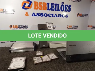 LOTE 353 - 01 NOTEBOOK ,01 HD PC DE 1TB ,01CASE PARA HD ,01 IMPRESSORA PORTÁTIL ,05 HD DE NOTEBOOKS (NO ESTADO) ATENÇÃO! FAZER A VISITAÇÃO ANTES DE ARREMATAR, NÃO SABEMOS SE FUNCIONA. LEILÃO NÃO TEM GARANTIA E NEM DEVOLUÇÃO, SUJEITO A POSSÍVEIS AVARIAS VISÍVEIS/OCULTAS E/OU AUSÊNCIA DE COMPONENTES.
