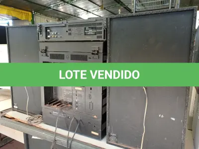 LOTE 170 - 01 SOM 4 EM 1 COM 02 CAIXA MARCA GRADIENTE E 01 VÍDEO CASSETE SEMP THOSHIBA (NO ESTADO) ATENÇÃO! FAZER A VISITAÇÃO ANTES DE ARREMATAR, NÃO SABEMOS SE FUNCIONA. LEILÃO NÃO TEM GARANTIA E NEM DEVOLUÇÃO, SUJEITO A POSSÍVEIS AVARIAS VISÍVEIS/OCULTAS E/OU AUSÊNCIA DE COMPONENTES.