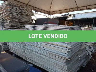 LOTE 452 - 01 LOTE DE MADEIRA TAMANHOS DIVERSOS (NO ESTADO) ATENÇÃO! FAZER A VISITAÇÃO ANTES DE ARREMATAR, NÃO SABEMOS SE FUNCIONA. LEILÃO NÃO TEM GARANTIA E NEM DEVOLUÇÃO, SUJEITO A POSSÍVEIS AVARIAS VISÍVEIS/OCULTAS E/OU AUSÊNCIA DE COMPONENTES.