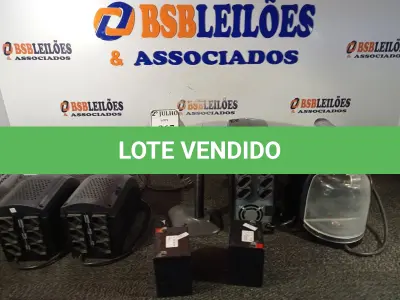 LOTE 267 - 03 NOBREAK ,01 CAFETEIRA 110V NESPRESS E 02 BATERIAS (NO ESTADO) ATENÇÃO! FAZER A VISITAÇÃO ANTES DE ARREMATAR, NÃO SABEMOS SE FUNCIONA. LEILÃO NÃO TEM GARANTIA E NEM DEVOLUÇÃO, SUJEITO A POSSÍVEIS AVARIAS VISÍVEIS/OCULTAS E/OU AUSÊNCIA DE COMPONENTES.
