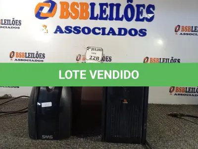 LOTE 228 - 02 NOBREAKS (NO ESTADO) ATENÇÃO! FAZER A VISITAÇÃO ANTES DE ARREMATAR, NÃO SABEMOS SE FUNCIONA. LEILÃO NÃO TEM GARANTIA E NEM DEVOLUÇÃO, SUJEITO A POSSÍVEIS AVARIAS VISÍVEIS/OCULTAS E/OU AUSÊNCIA DE COMPONENTES.