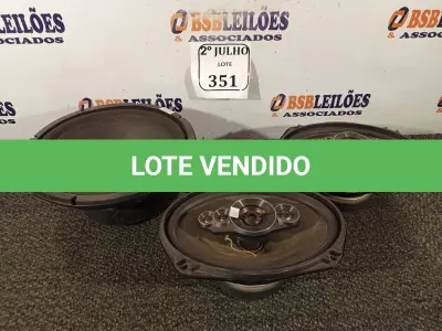 LOTE 351 - 01 ALTO-FALANTE DE 10” E 02 ALTO-FALANTES 69 (NO ESTADO) ATENÇÃO! FAZER A VISITAÇÃO ANTES DE ARREMATAR, NÃO SABEMOS SE FUNCIONA. LEILÃO NÃO TEM GARANTIA E NEM DEVOLUÇÃO, SUJEITO A POSSÍVEIS AVARIAS VISÍVEIS/OCULTAS E/OU AUSÊNCIA DE COMPONENTES.