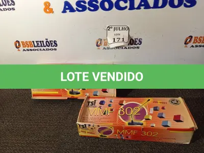 LOTE 171 - 02 MICROFONES DE MESA PROFISSIONAL MMF 302. (NO ESTADO) ATENÇÃO! FAZER A VISITAÇÃO ANTES DE ARREMATAR, NÃO SABEMOS SE FUNCIONA. LEILÃO NÃO TEM GARANTIA E NEM DEVOLUÇÃO, SUJEITO A POSSÍVEIS AVARIAS VISÍVEIS/OCULTAS E/OU AUSÊNCIA DE COMPONENTES.