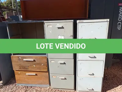 LOTE 196 - 02 ARQUIVO EM AÇO E 01 ARMÁRIO (NO ESTADO) ATENÇÃO! FAZER A VISITAÇÃO ANTES DE ARREMATAR, NÃO SABEMOS SE FUNCIONA. LEILÃO NÃO TEM GARANTIA E NEM DEVOLUÇÃO, SUJEITO A POSSÍVEIS AVARIAS VISÍVEIS/OCULTAS E/OU AUSÊNCIA DE COMPONENTES.