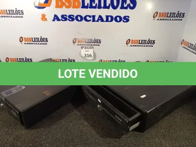 LOTE 316 - 02 CAIXA REGISTRADORAS. (NO ESTADO) ATENÇÃO! FAZER A VISITAÇÃO ANTES DE ARREMATAR, NÃO SABEMOS SE FUNCIONA. LEILÃO NÃO TEM GARANTIA E NEM DEVOLUÇÃO, SUJEITO A POSSÍVEIS AVARIAS VISÍVEIS/OCULTAS E/OU AUSÊNCIA DE COMPONENTES.