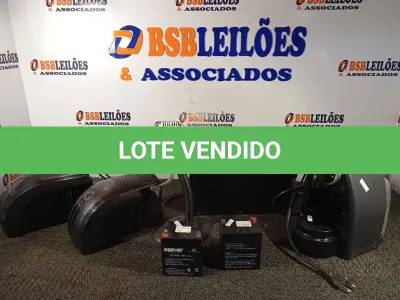 LOTE 267 - 03 NOBREAK ,01 CAFETEIRA 110V NESPRESS E 02 BATERIAS (NO ESTADO) ATENÇÃO! FAZER A VISITAÇÃO ANTES DE ARREMATAR, NÃO SABEMOS SE FUNCIONA. LEILÃO NÃO TEM GARANTIA E NEM DEVOLUÇÃO, SUJEITO A POSSÍVEIS AVARIAS VISÍVEIS/OCULTAS E/OU AUSÊNCIA DE COMPONENTES.