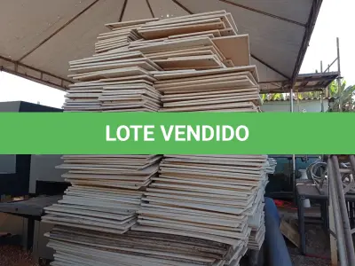 LOTE 452 - 01 LOTE DE MADEIRA TAMANHOS DIVERSOS (NO ESTADO) ATENÇÃO! FAZER A VISITAÇÃO ANTES DE ARREMATAR, NÃO SABEMOS SE FUNCIONA. LEILÃO NÃO TEM GARANTIA E NEM DEVOLUÇÃO, SUJEITO A POSSÍVEIS AVARIAS VISÍVEIS/OCULTAS E/OU AUSÊNCIA DE COMPONENTES.
