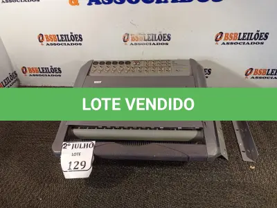 LOTE 129 - 01 MESA DE SOM AMPLIFICADA SKP 24 CANAIS VZ194. (NO ESTADO) ATENÇÃO! FAZER A VISITAÇÃO ANTES DE ARREMATAR, NÃO SABEMOS SE FUNCIONA. LEILÃO NÃO TEM GARANTIA E NEM DEVOLUÇÃO, SUJEITO A POSSÍVEIS AVARIAS VISÍVEIS/OCULTAS E/OU AUSÊNCIA DE COMPONENTES.