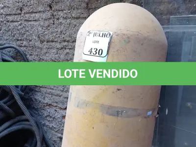 LOTE 430 - 01CILINDRO DE GNV VEICULAR (NO ESTADO) ATENÇÃO! FAZER A VISITAÇÃO ANTES DE ARREMATAR, NÃO SABEMOS SE FUNCIONA. LEILÃO NÃO TEM GARANTIA E NEM DEVOLUÇÃO, SUJEITO A POSSÍVEIS AVARIAS VISÍVEIS/OCULTAS E/OU AUSÊNCIA DE COMPONENTES.