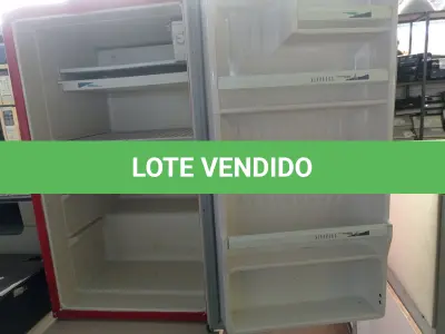 LOTE 218 - 01 FRIGOBAR MARCA CONSUL NA COR VERMELHA 220V (NO ESTADO) ATENÇÃO! FAZER A VISITAÇÃO ANTES DE ARREMATAR, NÃO SABEMOS SE FUNCIONA. LEILÃO NÃO TEM GARANTIA E NEM DEVOLUÇÃO, SUJEITO A POSSÍVEIS AVARIAS VISÍVEIS/OCULTAS E/OU AUSÊNCIA DE COMPONENTES.