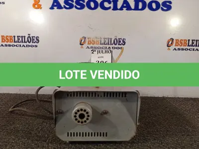 LOTE 306 - 01 MÁQUINA DE FUMAÇA PLS (NO ESTADO) ATENÇÃO! FAZER A VISITAÇÃO ANTES DE ARREMATAR, NÃO SABEMOS SE FUNCIONA. LEILÃO NÃO TEM GARANTIA E NEM DEVOLUÇÃO, SUJEITO A POSSÍVEIS AVARIAS VISÍVEIS/OCULTAS E/OU AUSÊNCIA DE COMPONENTES.