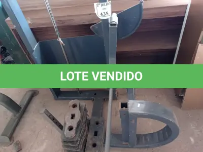 LOTE 435 - 01 APARELHO DE ACADEMIA INCOMPLETO (NO ESTADO) ATENÇÃO! FAZER A VISITAÇÃO ANTES DE ARREMATAR, NÃO SABEMOS SE FUNCIONA. LEILÃO NÃO TEM GARANTIA E NEM DEVOLUÇÃO, SUJEITO A POSSÍVEIS AVARIAS VISÍVEIS/OCULTAS E/OU AUSÊNCIA DE COMPONENTES.