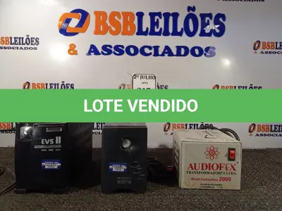 LOTE 217 - 02 ESTABILIZADORES E 01 TRANSFORMADOR DE VOLTAGEM (NO ESTADO) ATENÇÃO! FAZER A VISITAÇÃO ANTES DE ARREMATAR, NÃO SABEMOS SE FUNCIONA. LEILÃO NÃO TEM GARANTIA E NEM DEVOLUÇÃO, SUJEITO A POSSÍVEIS AVARIAS VISÍVEIS/OCULTAS E/OU AUSÊNCIA DE COMPONENTES.