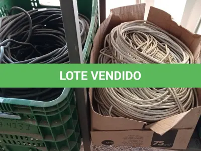 LOTE 147 - 03 CAIXAS COM CABOS DIVERSOS (NO ESTADO) ATENÇÃO! FAZER A VISITAÇÃO ANTES DE ARREMATAR, NÃO SABEMOS SE FUNCIONA. LEILÃO NÃO TEM GARANTIA E NEM DEVOLUÇÃO, SUJEITO A POSSÍVEIS AVARIAS VISÍVEIS/OCULTAS E/OU AUSÊNCIA DE COMPONENTES.