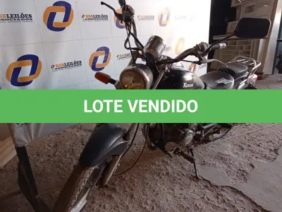 LOTE 446 - 01 MOTOCICLETA DAFRA MOD: KANSAS (NO ESTADO) ATENÇÃO! FAZER A VISITAÇÃO ANTES DE ARREMATAR, NÃO SABEMOS SE FUNCIONA. LEILÃO NÃO TEM GARANTIA E NEM DEVOLUÇÃO, SUJEITO A POSSÍVEIS AVARIAS VISÍVEIS/OCULTAS E/OU AUSÊNCIA DE COMPONENTES.