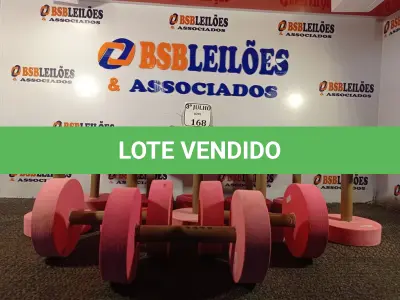 LOTE 168 - 13 HALTERES DE 2KG A 3KG NA COR ROSA. (NO ESTADO) ATENÇÃO! FAZER A VISITAÇÃO ANTES DE ARREMATAR, NÃO SABEMOS SE FUNCIONA. LEILÃO NÃO TEM GARANTIA E NEM DEVOLUÇÃO, SUJEITO A POSSÍVEIS AVARIAS VISÍVEIS/OCULTAS E/OU AUSÊNCIA DE COMPONENTES.