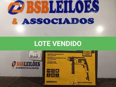 LOTE 018 - 01 FURADEIRA IMP 1/2 220V 710W - DEWALT NOVO