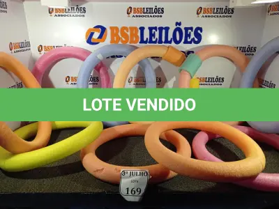 LOTE 169 - 09 FLUTUADORES DE BRAÇO E 10 FLUTUADORES DE ARGOLA INFANTIL USADO. (NO ESTADO) ATENÇÃO! FAZER A VISITAÇÃO ANTES DE ARREMATAR, NÃO SABEMOS SE FUNCIONA. LEILÃO NÃO TEM GARANTIA E NEM DEVOLUÇÃO, SUJEITO A POSSÍVEIS AVARIAS VISÍVEIS/OCULTAS E/OU AUSÊNCIA DE COMPONENTES.