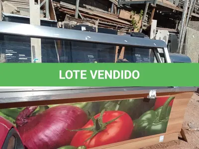 LOTE 448 - 01 BALCÃO CONDIMENTADOR REFRIGERADO COM PORTAS DE VIDRO, CUBAS COM BANHO MARIA ,TEMPERATURA ATÉ100* TEMPERATURA:+1* A +7*C GABINETE EM AÇO EM INOX 100CM DE LARGURA POR 220CM DE COMPRIMENTO ,146CM ALTURA (NO ESTADO) ATENÇÃO! FAZER A VISITAÇÃO ANTES DE ARREMATAR, NÃO SABEMOS SE FUNCIONA. LEILÃO NÃO TEM GARANTIA E NEM DEVOLUÇÃO, SUJEITO A POSSÍVEIS AVARIAS VISÍVEIS/OCULTAS E/OU AUSÊNCIA DE COMPONENTES.