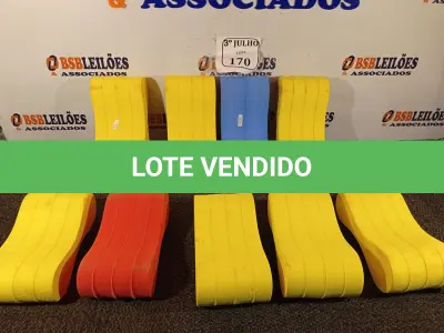 LOTE 170 - 09 POLIBÓIAS EVA FLUTUADOR P/ HIDROGINÁSTICA/NATAÇÃO. (NO ESTADO) ATENÇÃO! FAZER A VISITAÇÃO ANTES DE ARREMATAR, NÃO SABEMOS SE FUNCIONA. LEILÃO NÃO TEM GARANTIA E NEM DEVOLUÇÃO, SUJEITO A POSSÍVEIS AVARIAS VISÍVEIS/OCULTAS E/OU AUSÊNCIA DE COMPONENTES.
