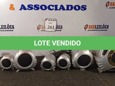 LOTE 261 - 05 CAIXAS DE SOM PASSIVAS E 01 APARELHO MARCA GOLD 110V. (NO ESTADO) ATENÇÃO! FAZER A VISITAÇÃO ANTES DE ARREMATAR, NÃO SABEMOS SE FUNCIONA. LEILÃO NÃO TEM GARANTIA E NEM DEVOLUÇÃO, SUJEITO A POSSÍVEIS AVARIAS VISÍVEIS/OCULTAS E/OU AUSÊNCIA DE COMPONENTES.