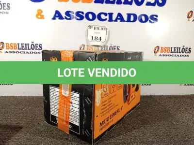 LOTE 184 - 01 MOTO ESMERIL 6’’ 220V MARCA DEKO NOVO. (NO ESTADO)