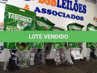 LOTE 017 - 05 ESPETOS P/ JARDIM DESTACO LED 5W VERDE - TASHIBRA NOVO. (NO ESTADO)