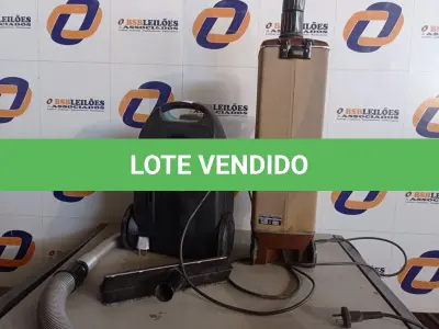 LOTE 203 - 02 ASPIRADORES DE PÓ MARCAS E MODELOS DIVERSOS. (NO ESTADO) ATENÇÃO! FAZER A VISITAÇÃO ANTES DE ARREMATAR, NÃO SABEMOS SE FUNCIONA. LEILÃO NÃO TEM GARANTIA E NEM DEVOLUÇÃO, SUJEITO A POSSÍVEIS AVARIAS VISÍVEIS/OCULTAS E/OU AUSÊNCIA DE COMPONENTES.