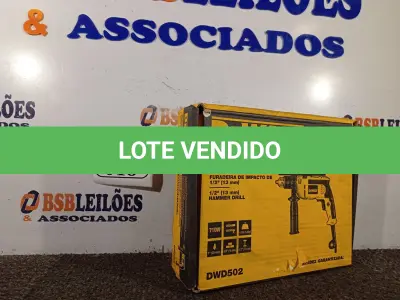 LOTE 018 - 01 FURADEIRA IMP 1/2 220V 710W - DEWALT NOVO