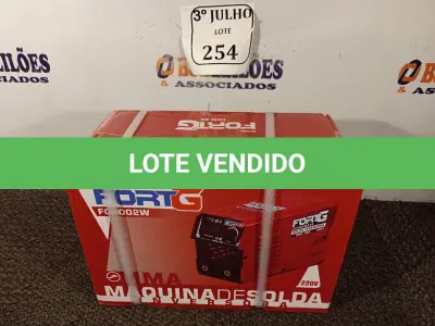 LOTE 254 - 01 MÁQUINA DE SOLDA INVERSORA 220V MARCA FORTG NOVA. (NO ESTADO)