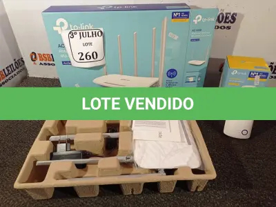 LOTE 260 - 01 ROTEADOR TP-LINK E 01 LINKSR TP-LINK. (NO ESTADO) ATENÇÃO! FAZER A VISITAÇÃO ANTES DE ARREMATAR, NÃO SABEMOS SE FUNCIONA. LEILÃO NÃO TEM GARANTIA E NEM DEVOLUÇÃO, SUJEITO A POSSÍVEIS AVARIAS VISÍVEIS/OCULTAS E/OU AUSÊNCIA DE COMPONENTES.