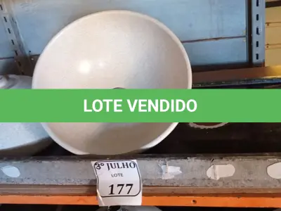 LOTE 177 - 02 CUBAS DE PIA PARA BANHEIRO COM 02 PEDRAS (NO ESTADO) ATENÇÃO! FAZER A VISITAÇÃO ANTES DE ARREMATAR, NÃO SABEMOS SE FUNCIONA. LEILÃO NÃO TEM GARANTIA E NEM DEVOLUÇÃO, SUJEITO A POSSÍVEIS AVARIAS VISÍVEIS/OCULTAS E/OU AUSÊNCIA DE COMPONENTES.
