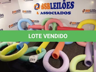 LOTE 169 - 09 FLUTUADORES DE BRAÇO E 10 FLUTUADORES DE ARGOLA INFANTIL USADO. (NO ESTADO) ATENÇÃO! FAZER A VISITAÇÃO ANTES DE ARREMATAR, NÃO SABEMOS SE FUNCIONA. LEILÃO NÃO TEM GARANTIA E NEM DEVOLUÇÃO, SUJEITO A POSSÍVEIS AVARIAS VISÍVEIS/OCULTAS E/OU AUSÊNCIA DE COMPONENTES.