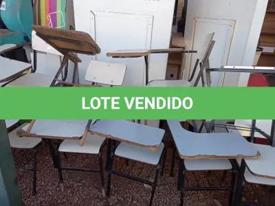 LOTE 314 - 11 CADEIRAS UNIVERSITÁRIAS (NO ESTADO) ATENÇÃO! FAZER A VISITAÇÃO ANTES DE ARREMATAR, NÃO SABEMOS SE FUNCIONA. LEILÃO NÃO TEM GARANTIA E NEM DEVOLUÇÃO, SUJEITO A POSSÍVEIS AVARIAS VISÍVEIS/OCULTAS E/OU AUSÊNCIA DE COMPONENTES.