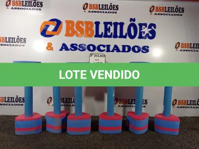 LOTE 180 - 02 LOTES DE 3 PARES DE HALTERES DE 1KG A 2KG AZUL/ROSA. (NO ESTADO) ATENÇÃO! FAZER A VISITAÇÃO ANTES DE ARREMATAR, NÃO SABEMOS SE FUNCIONA. LEILÃO NÃO TEM GARANTIA E NEM DEVOLUÇÃO, SUJEITO A POSSÍVEIS AVARIAS VISÍVEIS/OCULTAS E/OU AUSÊNCIA DE COMPONENTES.