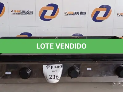 LOTE 236 - 01 CHAPA A GÁS SEM MARCA APARENTE.  (NO ESTADO) ATENÇÃO! FAZER A VISITAÇÃO ANTES DE ARREMATAR, NÃO SABEMOS SE FUNCIONA. LEILÃO NÃO TEM GARANTIA E NEM DEVOLUÇÃO, SUJEITO A POSSÍVEIS AVARIAS VISÍVEIS/OCULTAS E/OU AUSÊNCIA DE COMPONENTES.