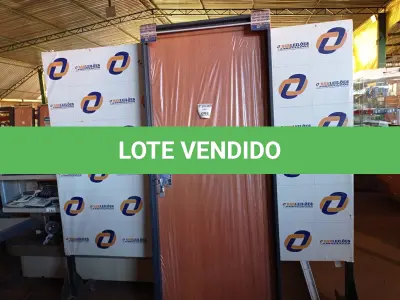 LOTE 096 - 4.551 - PORTA MOGNO 085X215 DIR REQ12 - HAIALA NOVO. (NO ESTADO)