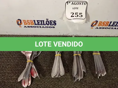 LOTE 255 - 01 LOTE COM 20 FACAS E 20 GARFOS. (NO ESTADO) ATENÇÃO! FAZER A VISITAÇÃO ANTES DE ARREMATAR, NÃO SABEMOS SE FUNCIONA. LEILÃO NÃO TEM GARANTIA E NEM DEVOLUÇÃO, SUJEITO A POSSÍVEIS AVARIAS VISÍVEIS/OCULTAS E/OU AUSÊNCIA DE COMPONENTES.