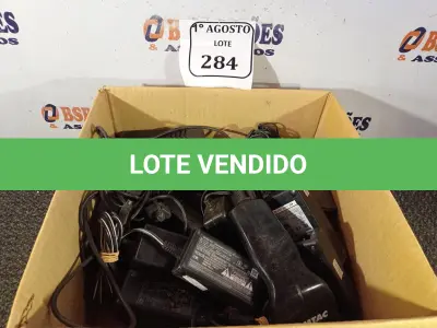 LOTE 284 - 01 LOTE COM FONTES DIVERSAS. (NO ESTADO) ATENÇÃO! FAZER A VISITAÇÃO ANTES DE ARREMATAR, NÃO SABEMOS SE FUNCIONA. LEILÃO NÃO TEM GARANTIA E NEM DEVOLUÇÃO, SUJEITO A POSSÍVEIS AVARIAS VISÍVEIS/OCULTAS E/OU AUSÊNCIA DE COMPONENTES.