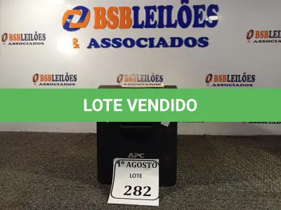 LOTE 282 - 01 NOBREAK APC SMART-UPS 1500 DE 1000VA 700W. (NO ESTADO) ATENÇÃO! FAZER A VISITAÇÃO ANTES DE ARREMATAR, NÃO SABEMOS SE FUNCIONA. LEILÃO NÃO TEM GARANTIA E NEM DEVOLUÇÃO, SUJEITO A POSSÍVEIS AVARIAS VISÍVEIS/OCULTAS E/OU AUSÊNCIA DE COMPONENTES.