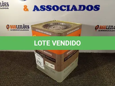 LOTE 292 - 01 LATA DE TINTA TEXTURATTO PREMIUM EFEITO RÚSTICO INTERIOR/EXTERIOR SUVINIL 25KG. (NO ESTADO) ATENÇÃO! FAZER A VISITAÇÃO ANTES DE ARREMATAR, NÃO SABEMOS SE FUNCIONA. LEILÃO NÃO TEM GARANTIA E NEM DEVOLUÇÃO, SUJEITO A POSSÍVEIS AVARIAS VISÍVEIS/OCULTAS E/OU AUSÊNCIA DE COMPONENTES.