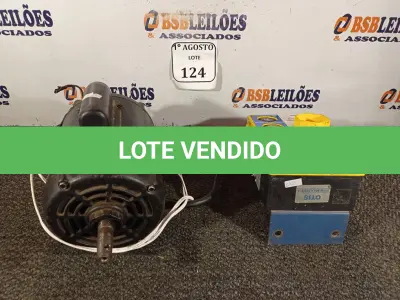 LOTE 124 - 01 MOTOR ELÉTRICO E 01 CAIXA DE INSPEÇÃO PARA ELEVADOR. (NO ESTADO) ATENÇÃO! FAZER A VISITAÇÃO ANTES DE ARREMATAR, NÃO SABEMOS SE FUNCIONA. LEILÃO NÃO TEM GARANTIA E NEM DEVOLUÇÃO, SUJEITO A POSSÍVEIS AVARIAS VISÍVEIS/OCULTAS E/OU AUSÊNCIA DE COMPONENTES.