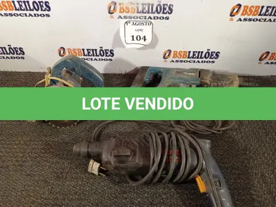 LOTE 104 - 01 SERRA MÁRMORE BOCH, 01 FURADEIRA E 01 MARTELETE. (NO ESTADO) ATENÇÃO! FAZER A VISITAÇÃO ANTES DE ARREMATAR, NÃO SABEMOS SE FUNCIONA. LEILÃO NÃO TEM GARANTIA E NEM DEVOLUÇÃO, SUJEITO A POSSÍVEIS AVARIAS VISÍVEIS/OCULTAS E/OU AUSÊNCIA DE COMPONENTES.