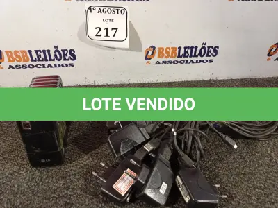 LOTE 217 - 10 APARELHOS CELULARES LG COM CARREGADOR. (NO ESTADO) ATENÇÃO! FAZER A VISITAÇÃO ANTES DE ARREMATAR, NÃO SABEMOS SE FUNCIONA. LEILÃO NÃO TEM GARANTIA E NEM DEVOLUÇÃO, SUJEITO A POSSÍVEIS AVARIAS VISÍVEIS/OCULTAS E/OU AUSÊNCIA DE COMPONENTES.
