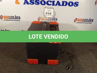 LOTE 018 - 01 CAIXA DE SOM ONERR. (NO ESTADO) ATENÇÃO! FAZER A VISITAÇÃO ANTES DE ARREMATAR, NÃO SABEMOS SE FUNCIONA. LEILÃO NÃO TEM GARANTIA E NEM DEVOLUÇÃO, SUJEITO A POSSÍVEIS AVARIAS VISÍVEIS/OCULTAS E/OU AUSÊNCIA DE COMPONENTES.